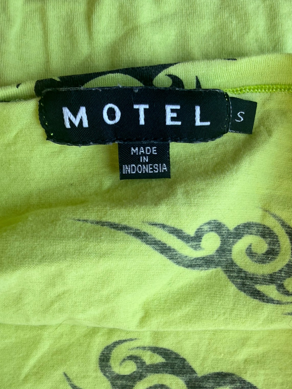 Motel Rocks Neon Electric Green Set - Picture 3 of 3
